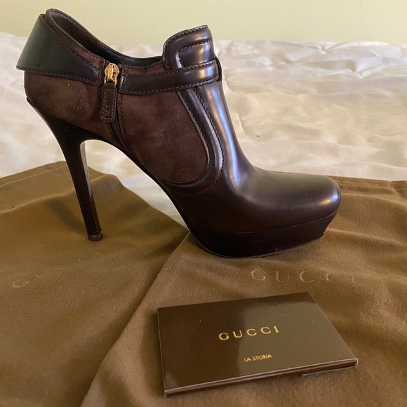 Gucci Women's Black Belted Leather & Suede Low Ankle High Heel Boots, size 11 B - Picture 3 of 4